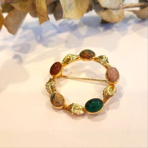 Vintage 70s Scarab Stone and Gold Leaf Brooch